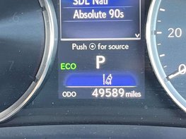 Lexus Is 2.5 IS 300h Advance CVT 4dr 26