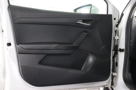 SEAT Arona TSI SE TECHNOLOGY 44