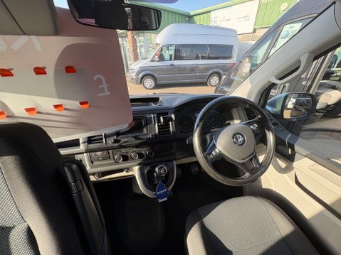 Volkswagen Transporter 21