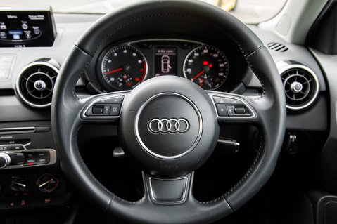 Audi A1 SPORTBACK TFSI SPORT 14