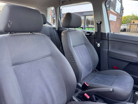 Volkswagen Polo 1.4 Polo SE 75 5dr 27