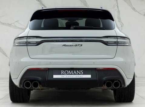 Porsche Macan GTS 5