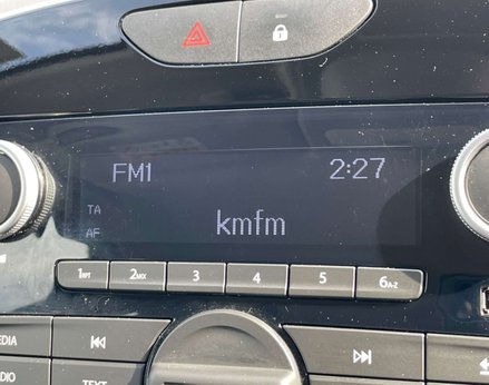 Renault Clio 1.1 Clio Play 5dr 24