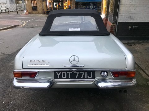 Mercedes-Benz SL Series 280 SL Pagoda (W113) 15
