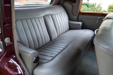 Bentley R Type Standard Steel Saloon 25
