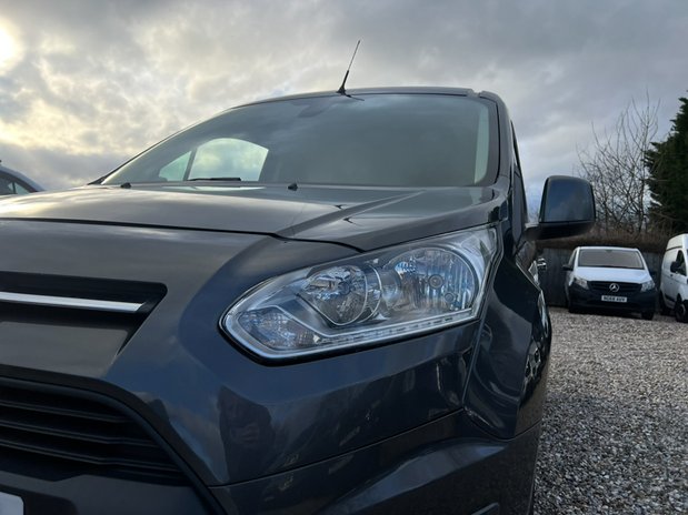 Ford Transit Connect SWB L1H1 (SOLD) 200 Air Con Alloys Camera Nav Sensors EURO 6 NO VAT 17