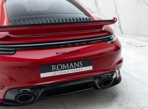 Porsche 911 Turbo S (992) Lightweight 39