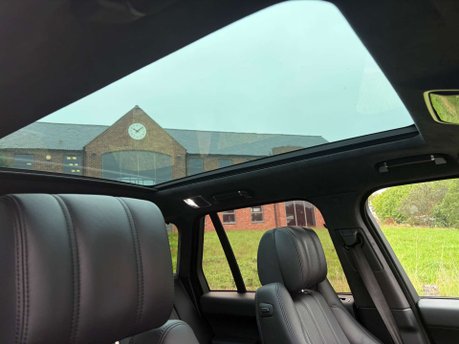 Land Rover Range Rover 3.0 Range Rover Vogue TDV6 Auto 4WD 5dr 7