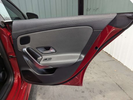 Mercedes-Benz CLA Class 1.3 CLA 250 AMG Line Premium E Auto 4dr 61