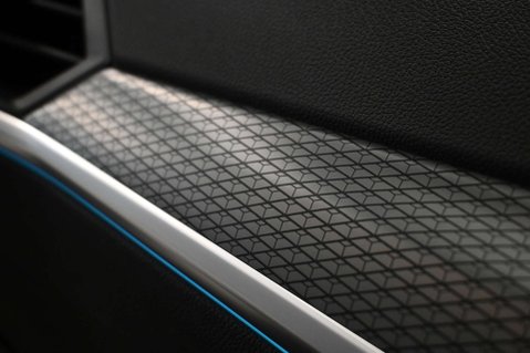 BMW 3 Series 2.0 330E xDrive M Sport Auto 4WD 5dr 19