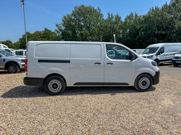 Citroen Dispatch XLWB L3H1 Low Roof Enterprise 2900 Air Con Sensors EURO 6 5
