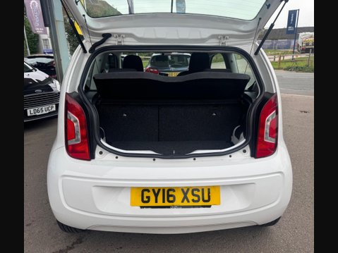 Volkswagen Up 1.0 BlueMotion Tech Move up! Euro 6 (s/s) 3dr 28