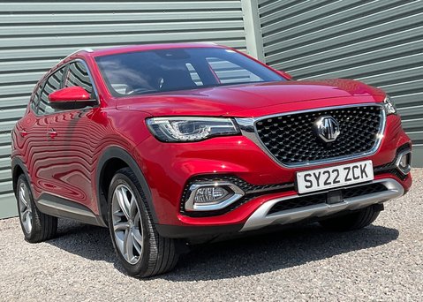 MG HS 1.5 T-GDI EXCLUSIVE 7