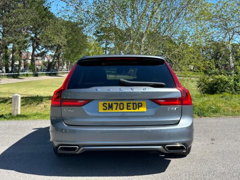 Volvo V90 2.0 D5 R-Design Plus Auto AWD Euro 6 (s/s) 5dr 33