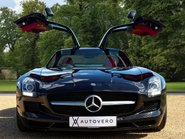 Mercedes-Benz SLS AMG Coupe 2