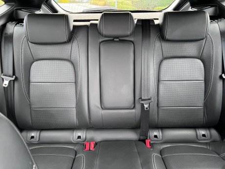 Jaguar E-Pace 2.0 D240 R-Dynamic HSE Auto AWD Euro 6 (s/s) 5dr 38