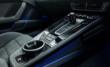 Porsche 911 Carrera GTS (992.2) 27