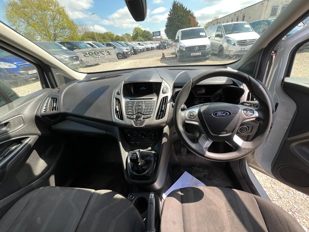 Ford Transit Connect SWB L1H1 Low Roof Trend 200 EURO 6 NO VAT 25
