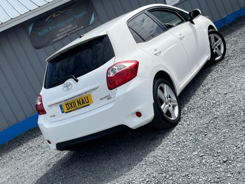 Toyota Auris 1.6 V-Matic SR Euro 5 5dr 40