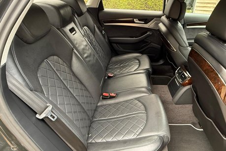 Audi A8 TDI QUATTRO SPORT EXECUTIVE 31