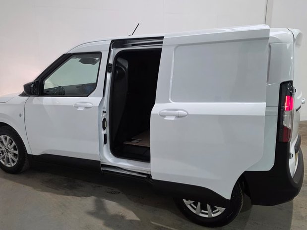 Ford Transit Courier Transit Courier Petrol 1.0 EcoBoost 125ps Limited Van 21