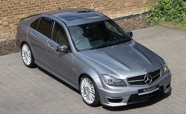 Mercedes-Benz C Class AMG 30