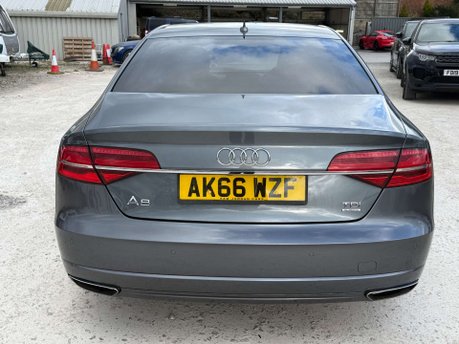 Audi A8 3.0 A8 Sport TDI Quattro Auto 4WD 4dr 11