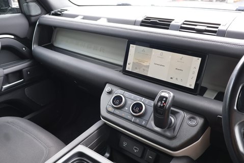 Land Rover Defender 110 D250 HARD TOP MHEV URBAN STYLED WITH REAR SEATS  21