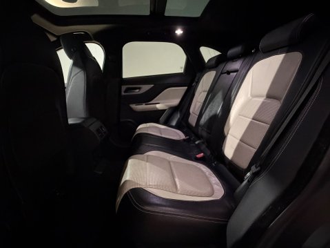 Jaguar F-Pace R-SPORT AWD 20