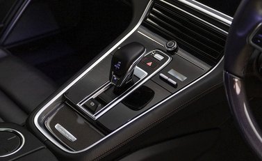 Porsche Panamera Turbo S E-Hybrid Sport Turismo 32