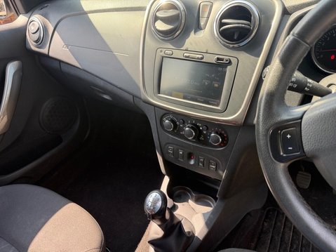 Dacia Sandero Stepway 0.9 TCe Laureate Euro 5 5dr 15