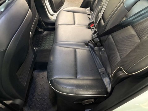 Kia Sportage 1.6 Sportage 4 CRDi ISG 5dr 46