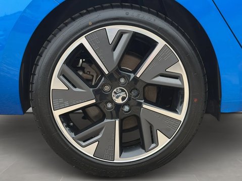 Vauxhall Astra 115kW Ultimate 54kWh 5dr Auto 11