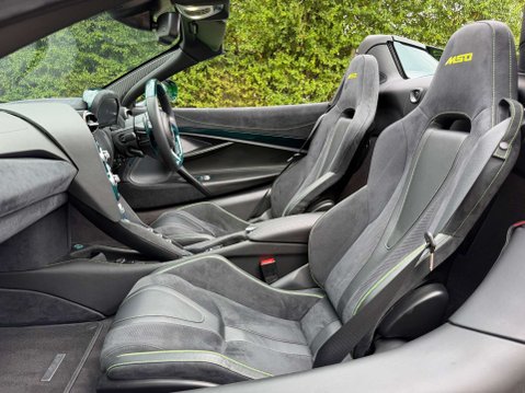 McLaren 720S 4.0 720s Spider V8 Semi-Auto 2dr 44