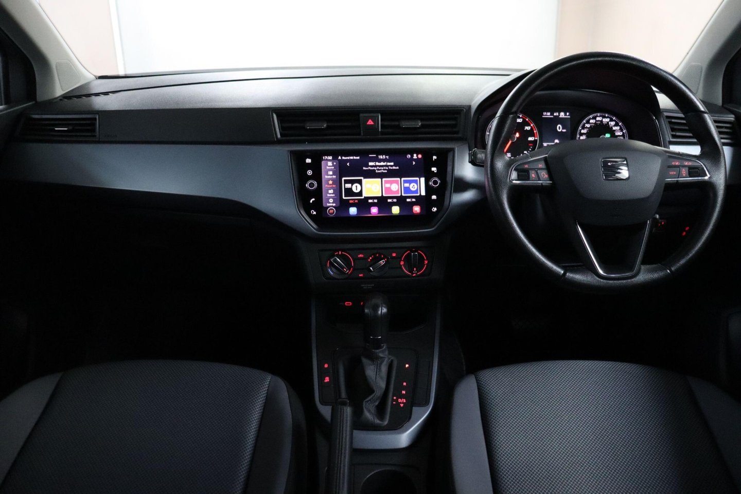 2021 SEAT Arona — image 37