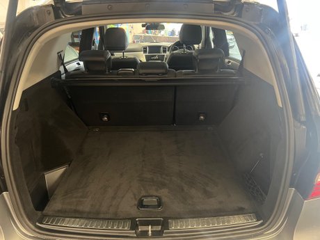 Mercedes-Benz M Class 3.0 ML350 V6 BlueTEC AMG Line G-Tronic 4WD Euro 6 (s/s) 5dr 35