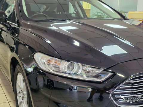 Ford Mondeo 2.0 TDCi Titanium Euro 6 (s/s) 5dr 17