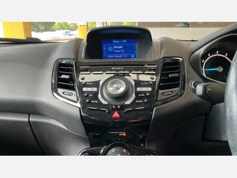 Ford Fiesta 1.0T EcoBoost Titanium X Euro 6 (s/s) 5dr 7