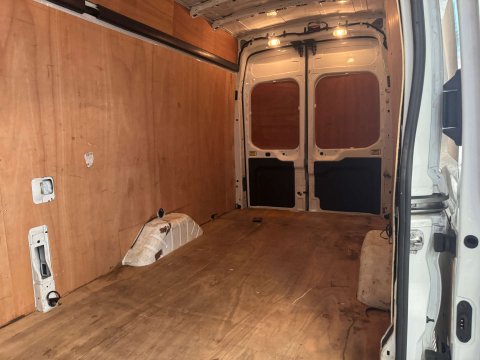 Ford Transit 2.0 Transit 350 Trend EcoBlue L4 10