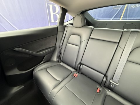 Tesla Model Y (Dual Motor) Long Range SUV 5dr Electric Auto 4WDE (384 bhp) 27