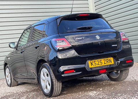 Suzuki Swift MOTION 6