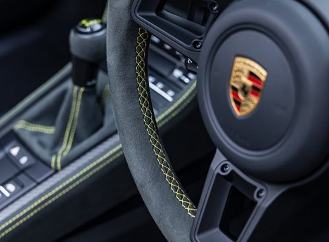Porsche 718 Spyder RS 27