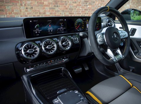 Mercedes-Benz A Class S 4Matic+ Plus 17