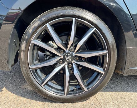 Toyota Corolla 1.8 Corolla GR Sport HEV CVT 5dr 14