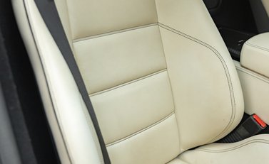 Mercedes-Benz SLS AMG 18