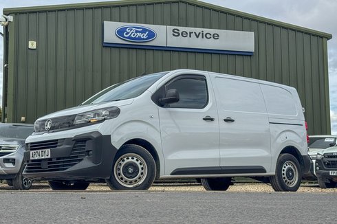 Vauxhall Vivaro SWB L1H1 Low Roof Prime 2900 Air Con Sensors EURO 6 NO VAT
