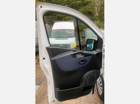 Vauxhall Vivaro 1.6 CDTi 2700 L1 H1 Euro 6 5dr 30