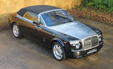 Rolls-Royce Phantom Drophead Coupe 2