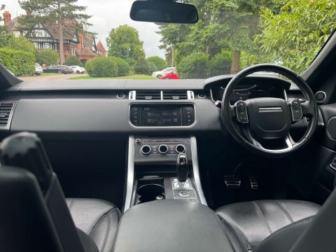 Land Rover Range Rover Sport 3.0 Range Rover Sport HSE Dynamic SDV6 Auto 4WD 5dr 18