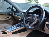 Porsche Macan 2.0T SUV 5dr Petrol PDK 4WD Euro 6 (s/s) (265 ps) 5